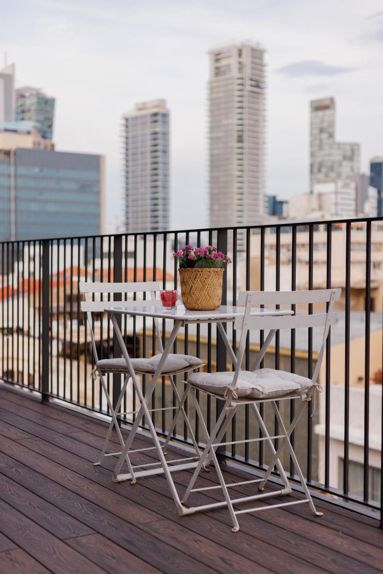 Herzl Luxury Hotel By Nimizz Tel Aviv Esterno foto